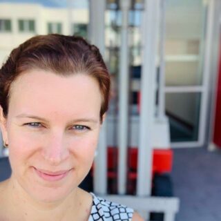 Britta Hoffmann lächelnd