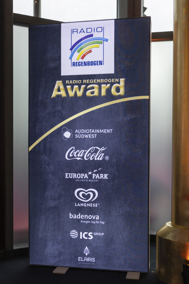 Aufsteller mit den Sponsoren auf dem Radio Regenbogen Award